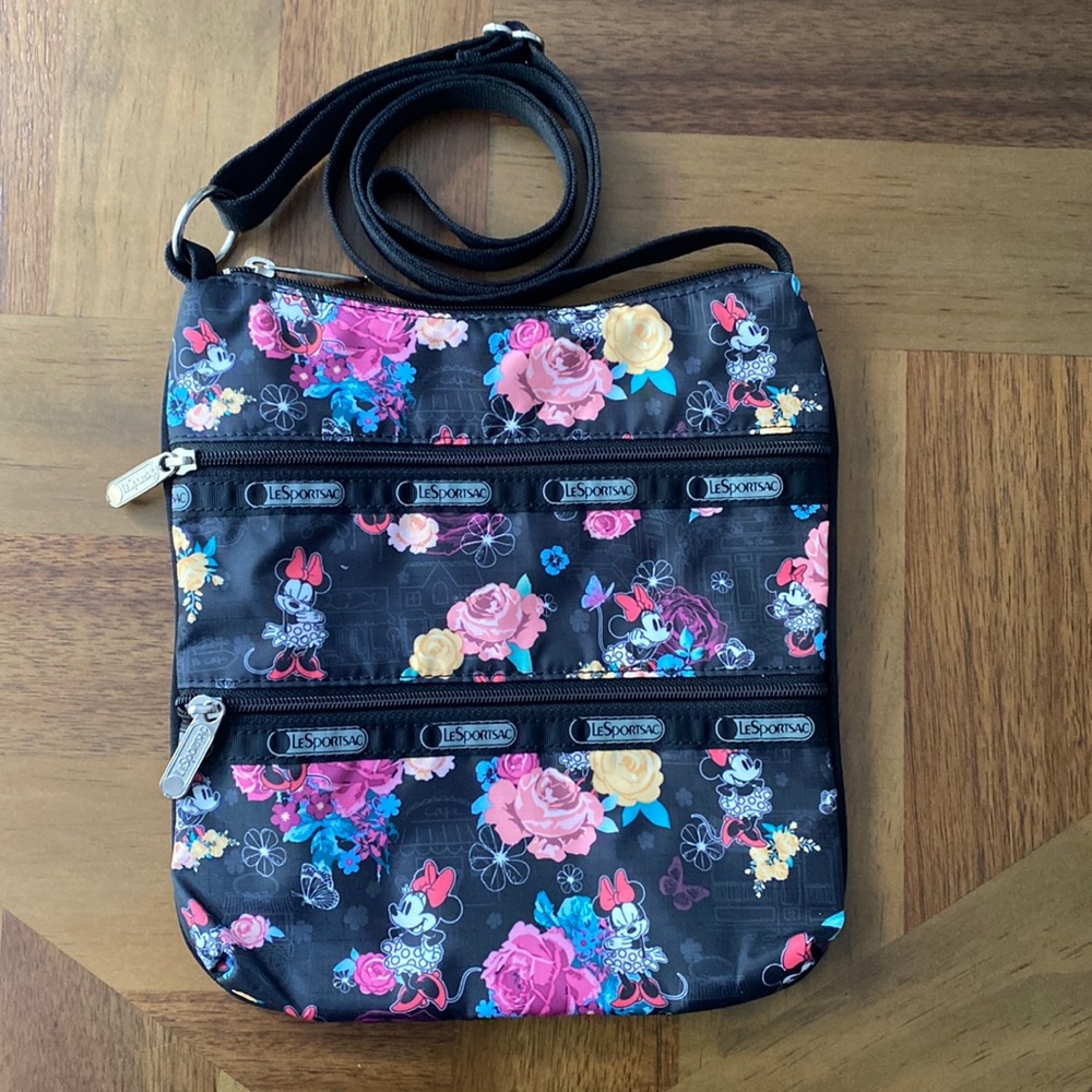 Excellent condition LeSportsac Disney Minnie Mouse Kylie Crossbody Floral Park